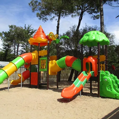 Camping De Sion مكان تخييم سا يْليرْ دو ري